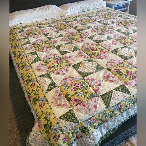 Quilt 86/86โ Great Pattern and Colors! ๐๐๐ฉท - Picture 4 of 9